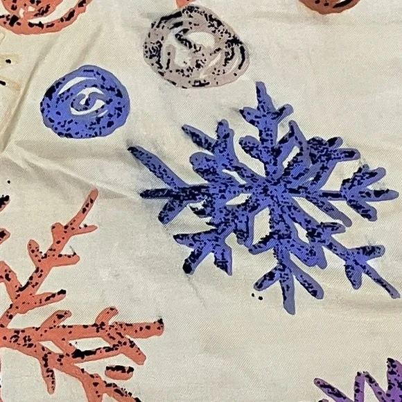Colorful Snowflake Patterned Scarf - Picture 4 of 8